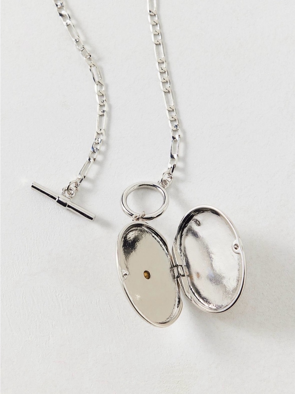 Silver Pendant Locket - Picture 4 of 6